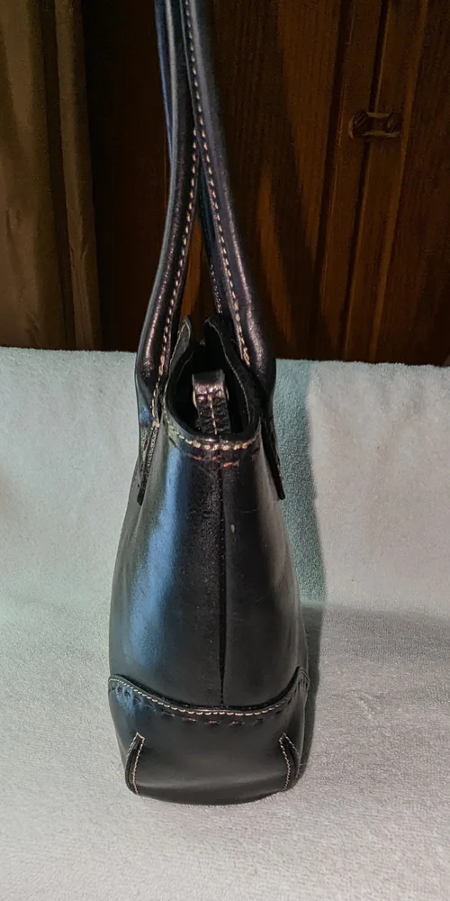 Fossil Sedona small black leather satchel bag.